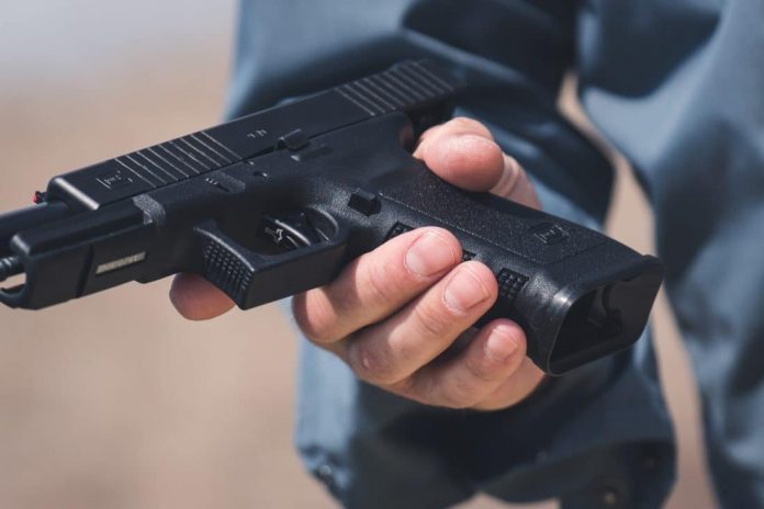 MAG908 GL Magazine Well-Glock 17 Gen3-mood-2