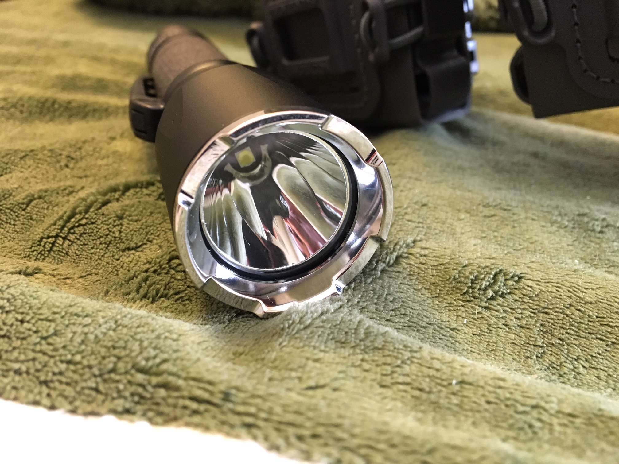 ASP Turbo handheld flashlight bezel