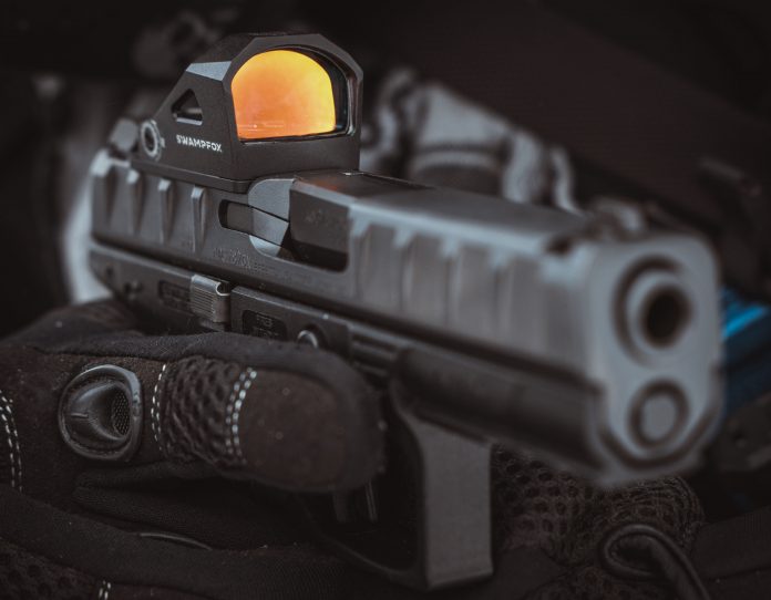 Justice Beretta APX1