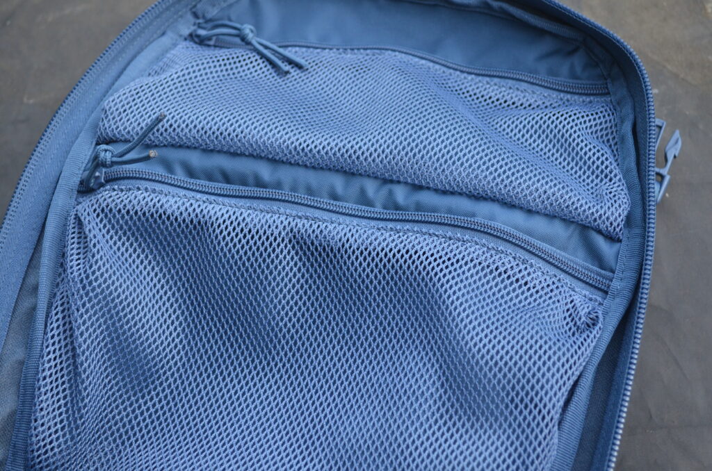 RUSH 12 - mesh pockets